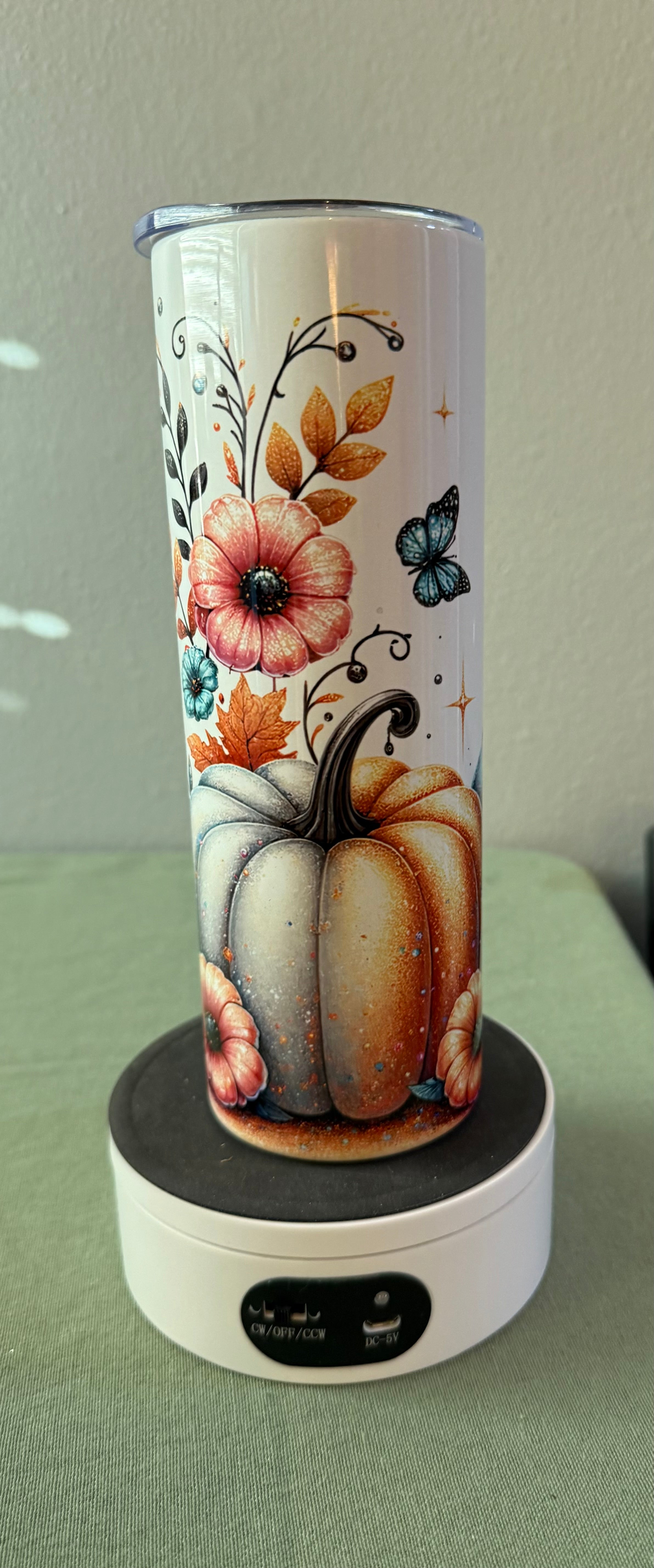 Fall Pumpkin with Butterflies- Tumbler 20 oz